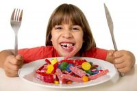 Çoxlu şirniyyat yemək uşaqlarda hiperaktivliyə səbəb olurmu?